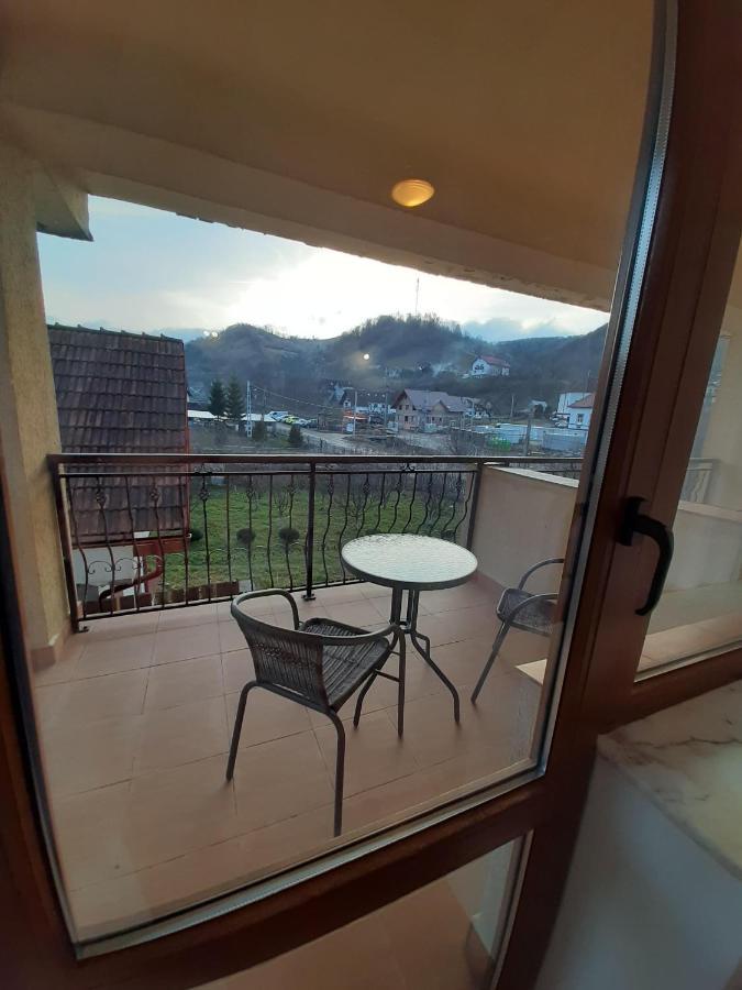 Pensiunea Montan Din Bran,Sat Simon Spa Indoor Bran  Exterior foto