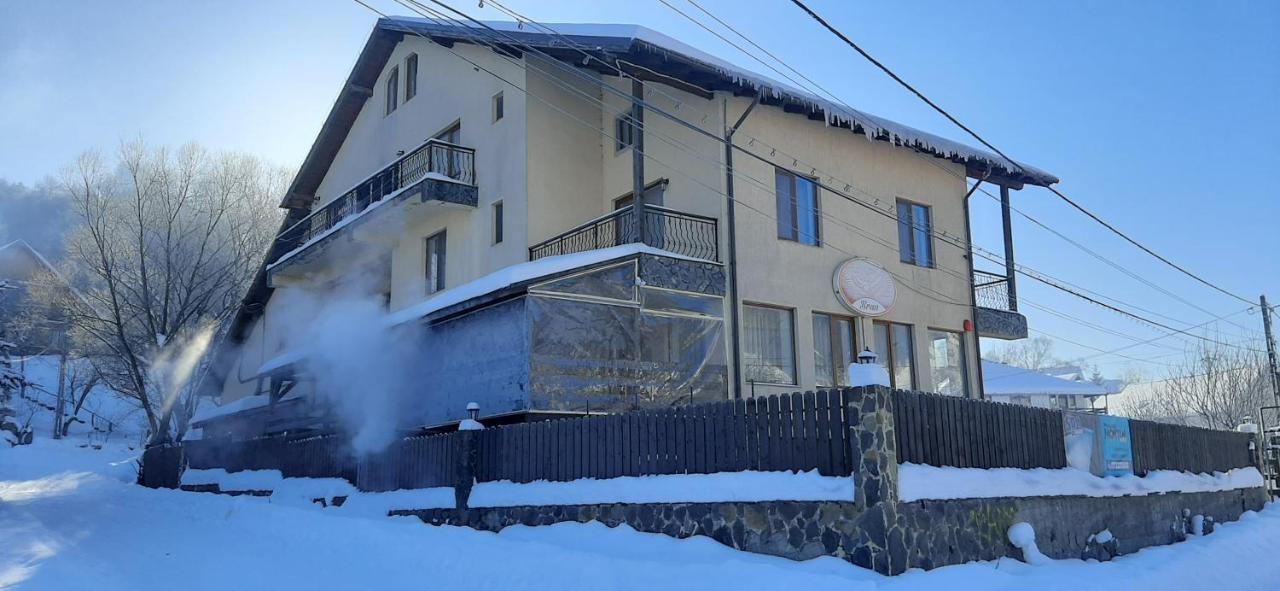 Pensiunea Montan Din Bran,Sat Simon Spa Indoor Bran  Exterior foto