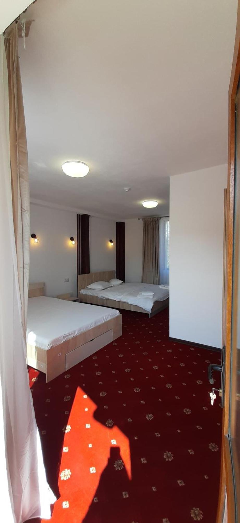 Pensiunea Montan Din Bran,Sat Simon Spa Indoor Bran  Exterior foto